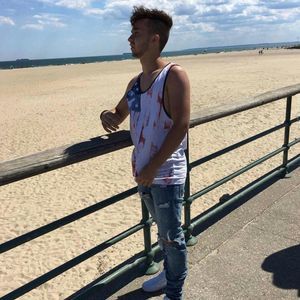 Meet your Posher, Hamed